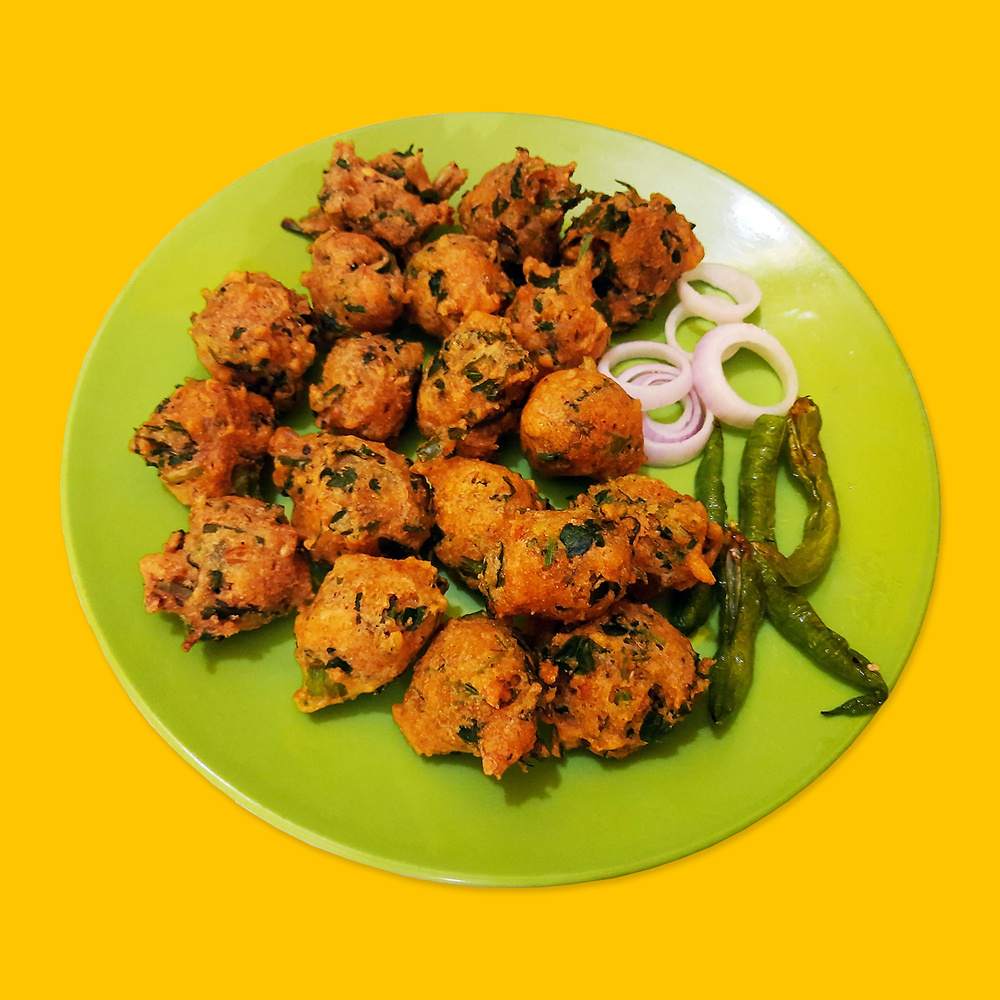 Gujarati Bhajiya Indian Food